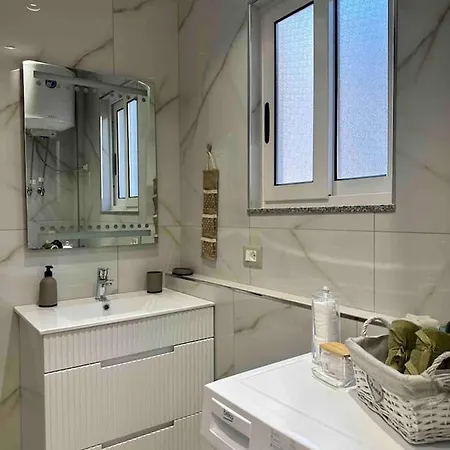 Not Anymore Apartment *